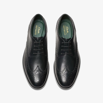 Clarks Sale / Craft James Tip Brogue Black Leather