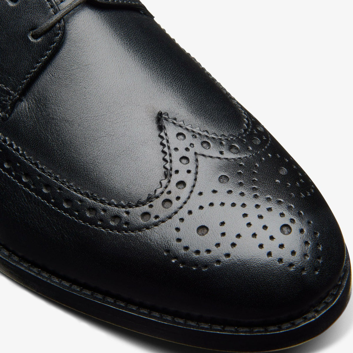 Clarks Sale / Craft James Tip Brogue Black Leather