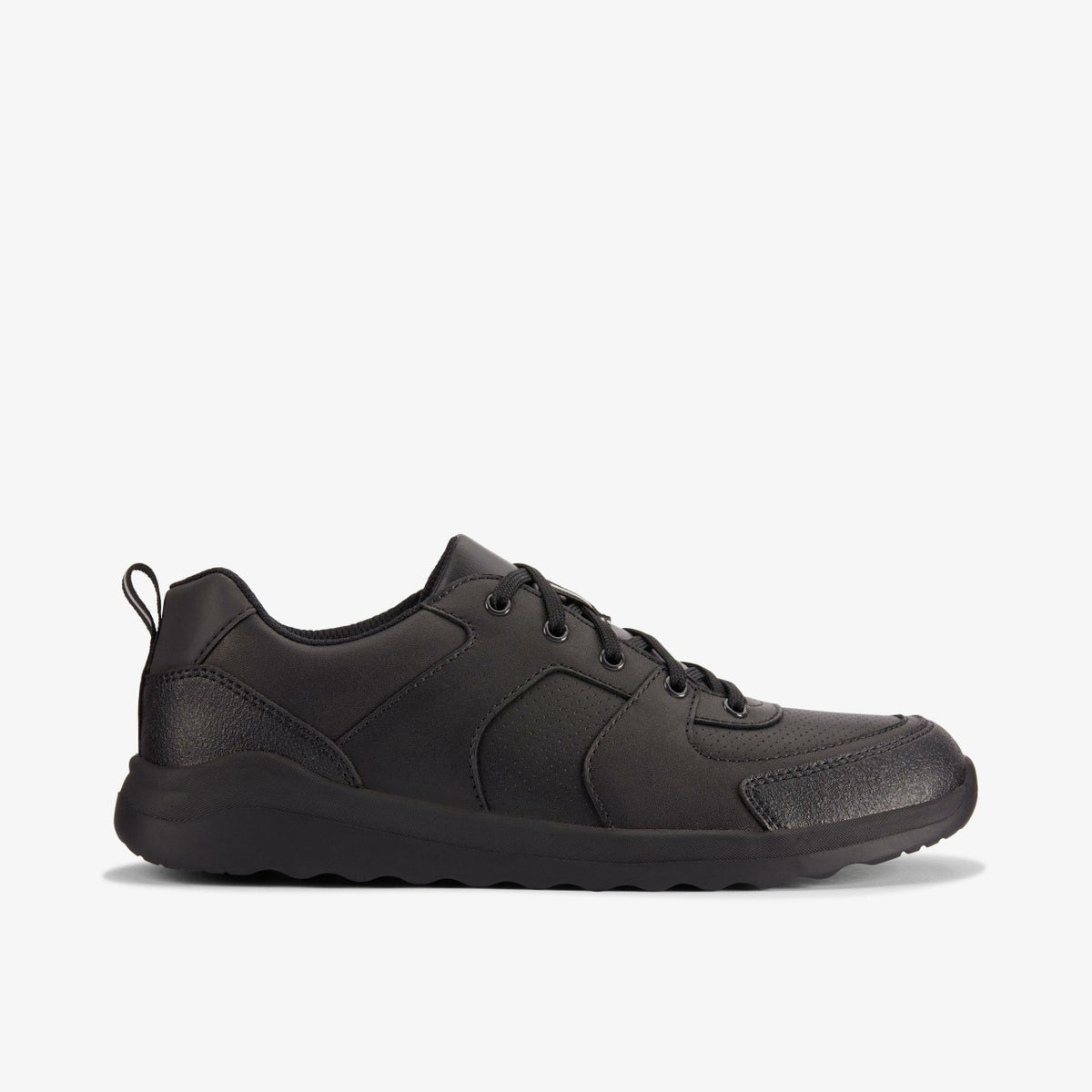 Clarks Customer Favorite / Daze Loop 2 Youth Black Leather