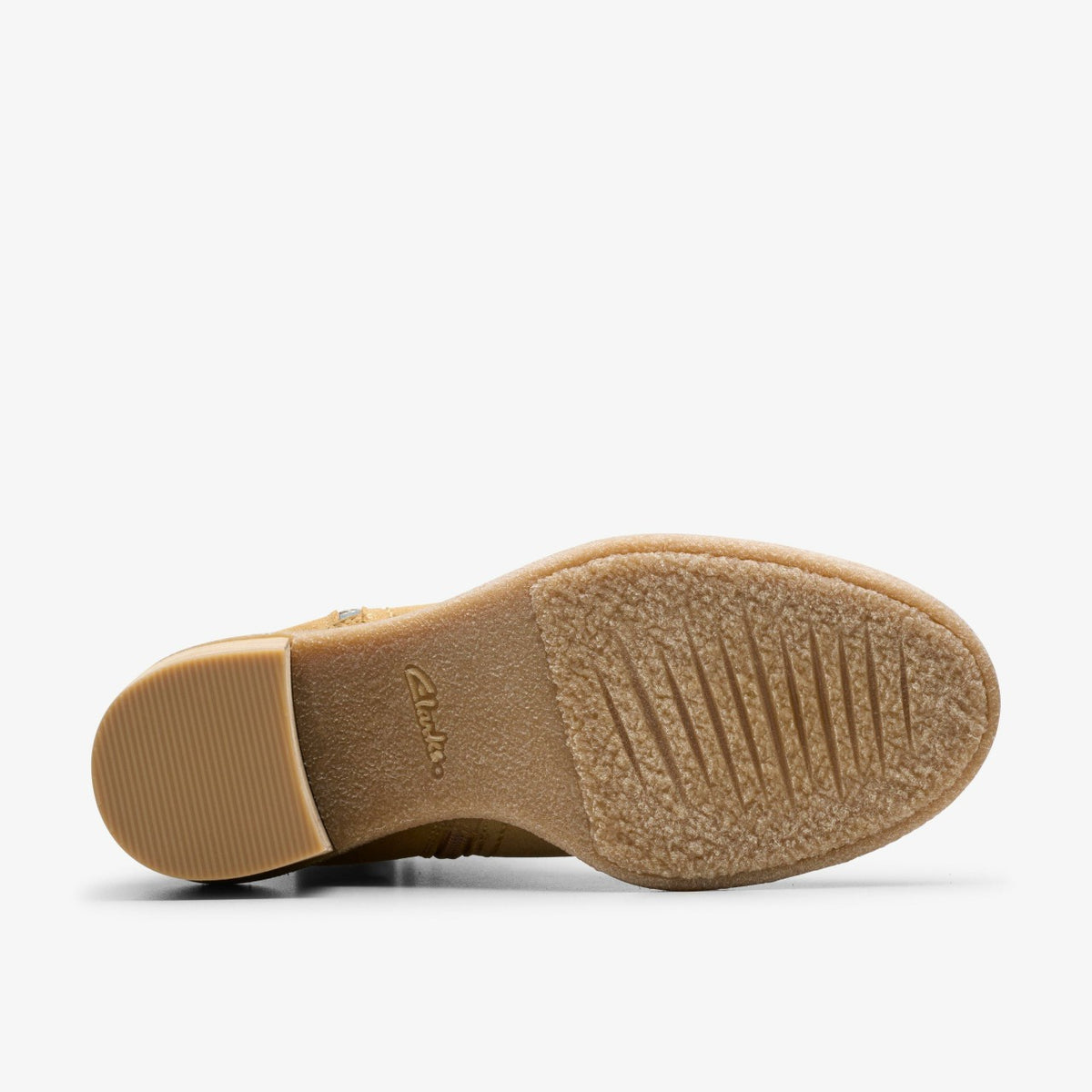 Clarks Trending / Cassiano Zip Ankle Boot Light Tan Suede