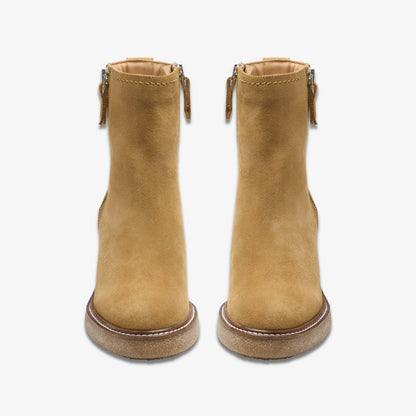 Clarks Trending / Cassiano Zip Ankle Boot Light Tan Suede