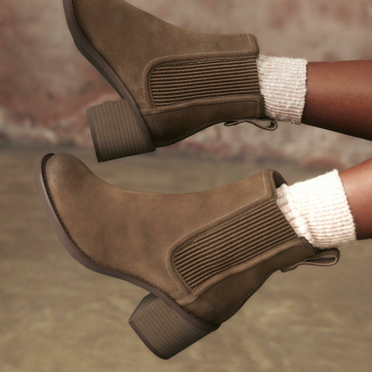Clarks Smart Buy / Chamberly Top Walnut Suede