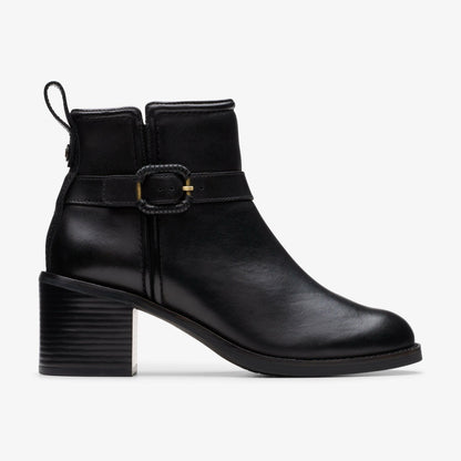 Clarks Everyday / Chamberly Trim Black Leather