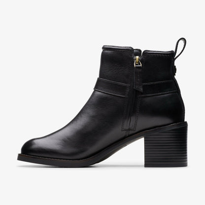 Clarks Everyday / Chamberly Trim Black Leather