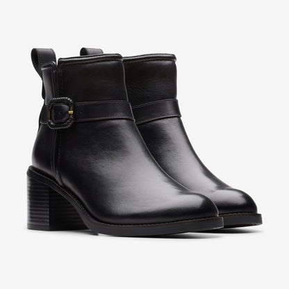 Clarks Everyday / Chamberly Trim Black Leather