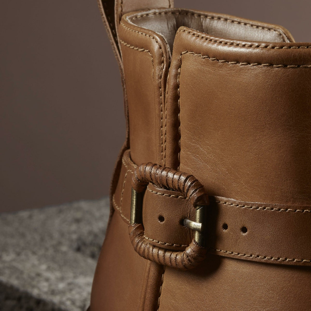 Clarks Featured / Chamberly Trim Mid Tan Leather