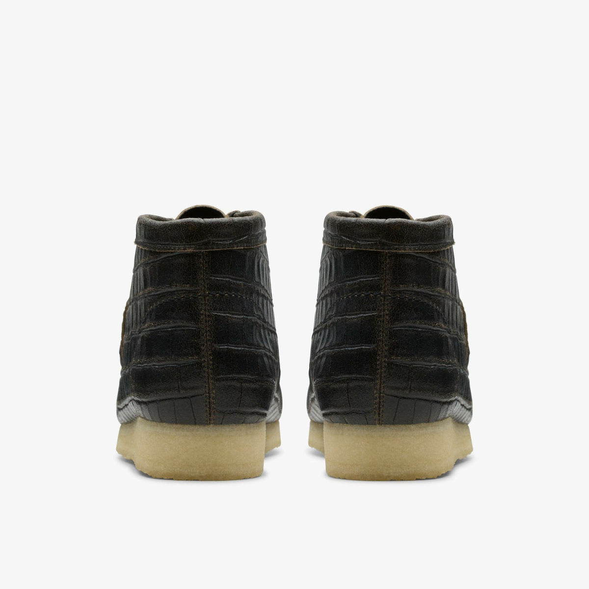 Clarks Sale / Wallabee Boot Black Crocodile Distress