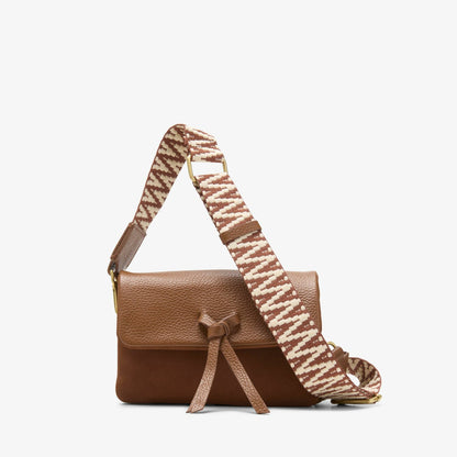 Clarks Hot Sale / Willow Mini Tan Combination