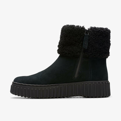 Clarks Premium / Torhill Turn Black Warmlined Suede