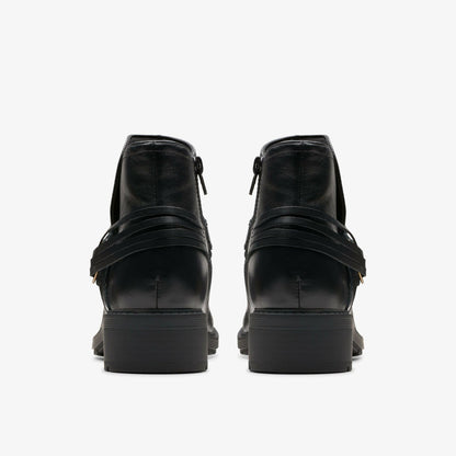 Clarks Best Price / Hearth Kaylie Ankle Boot Black Leather
