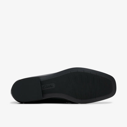 Clarks Recommended / Sarafyna Iris Loafer Black Soft