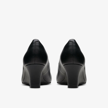 Clarks Essential / Olivette Pearl Black Leather