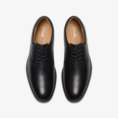 Clarks Premium / Eldredge Plain Black Leather