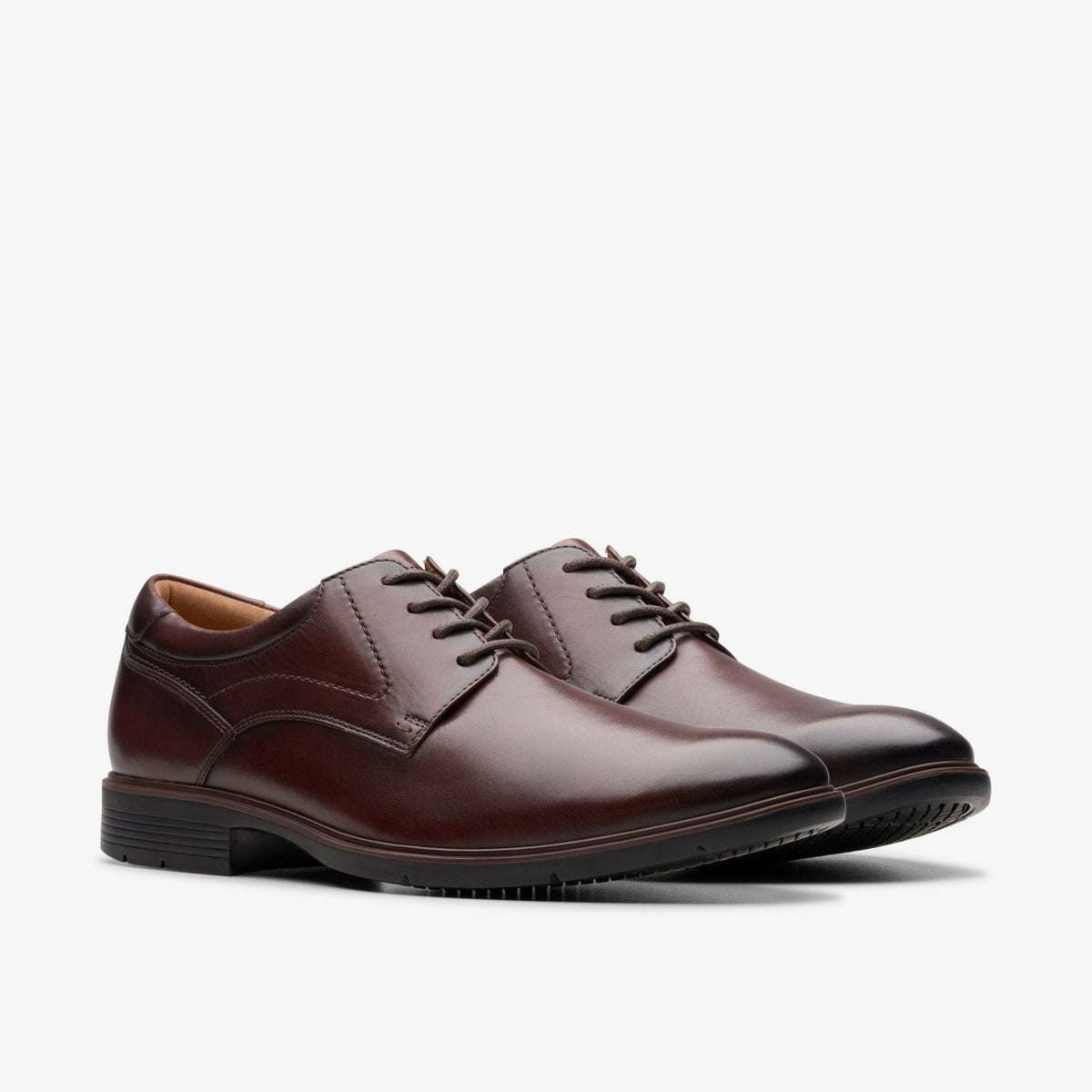 Clarks Trending / Eldredge Plain Dark Brown Leather