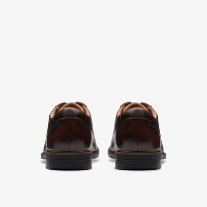 Clarks Trending / Eldredge Plain Dark Brown Leather