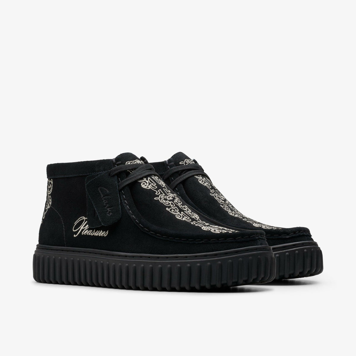 Clarks Deals / Torhill Woven Black Suede
