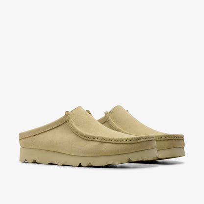 Clarks Deals / Wallabee Slip Maple Suede