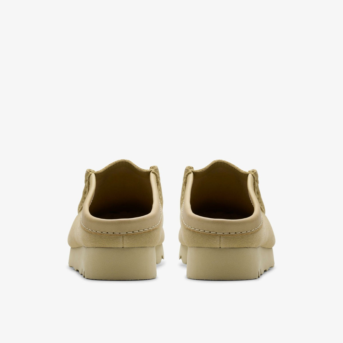Clarks Deals / Wallabee Slip Maple Suede