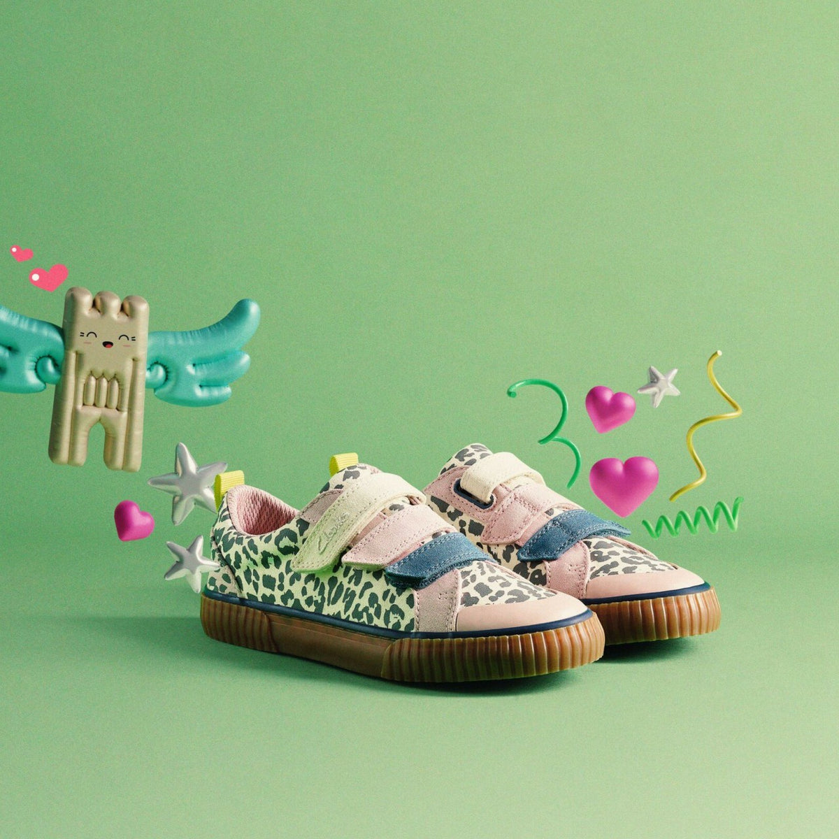 Clarks Deals / Foxing Vibe Kid Ecru Canvas