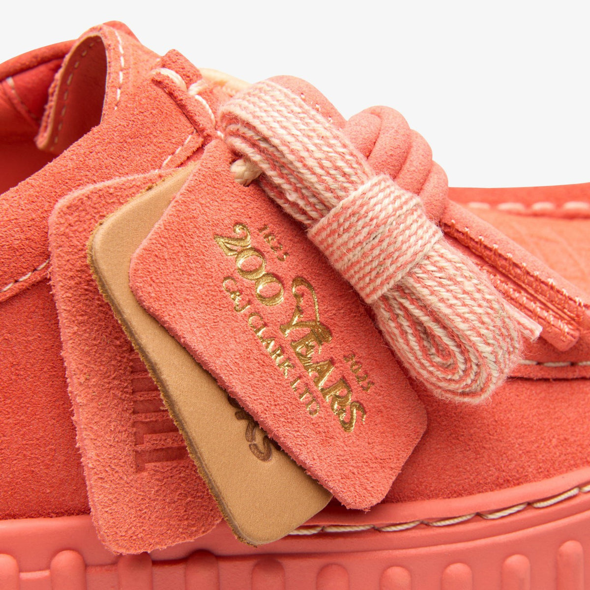 Clarks Great Value / Torhill Bee Coral Suede