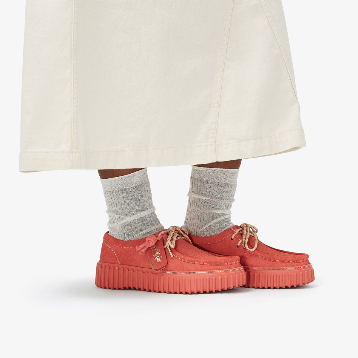 Clarks Great Value / Torhill Bee Coral Suede