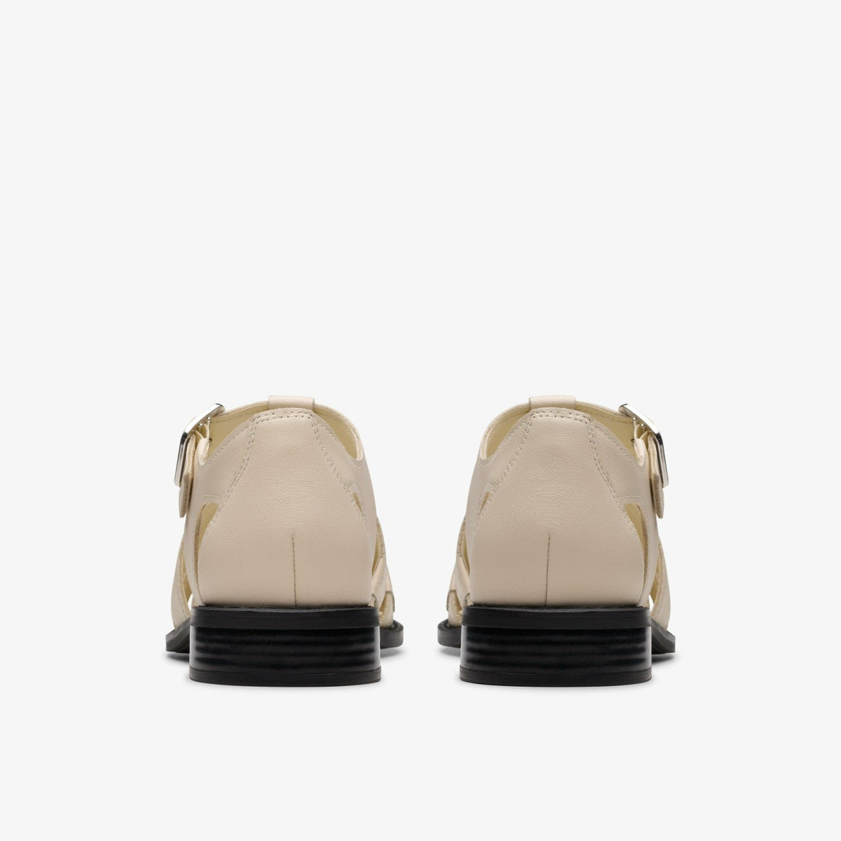 Clarks Great Value / Hana Sun Off White Leather