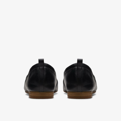 Clarks Value / Fawna Soft Black Leather