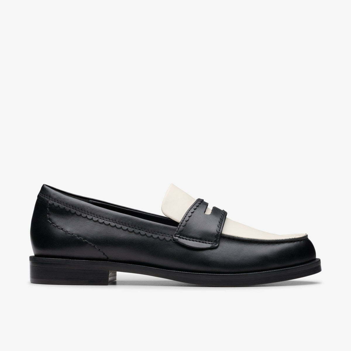 Clarks Sale / Straven Edge Black Combination Leather
