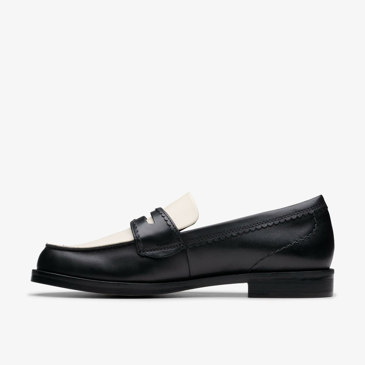 Clarks Sale / Straven Edge Black Combination Leather