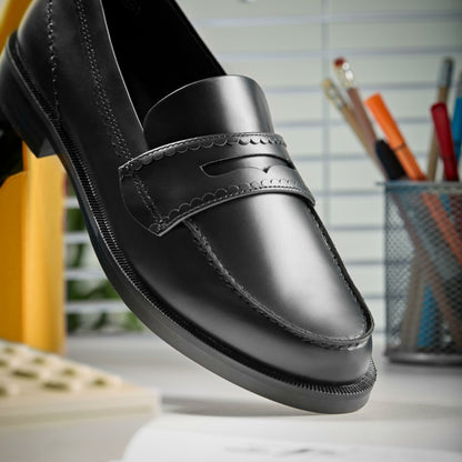 Clarks Essential / Straven Edge Black Leather
