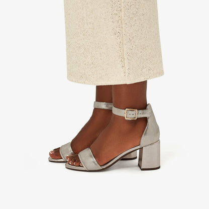 Clarks Signature / Ezoria Mae Champagne Interest