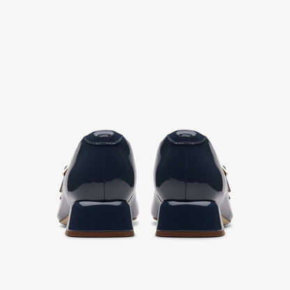 Clarks Popular / Daiss 30 Shine Navy Patent