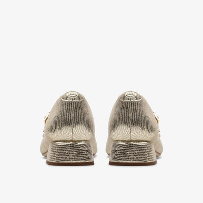 Clarks Hot Sale / Daiss 30 Shine Champagne Interest