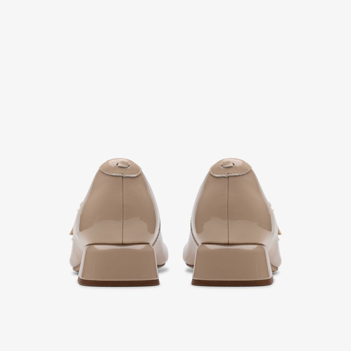 Clarks Exclusive / Daiss 30 Shine Sand Patent