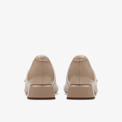 Clarks Exclusive / Daiss 30 Shine Sand Patent