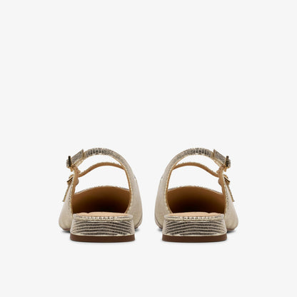 Clarks Signature / Sensa 15 Shine Champagne Interest
