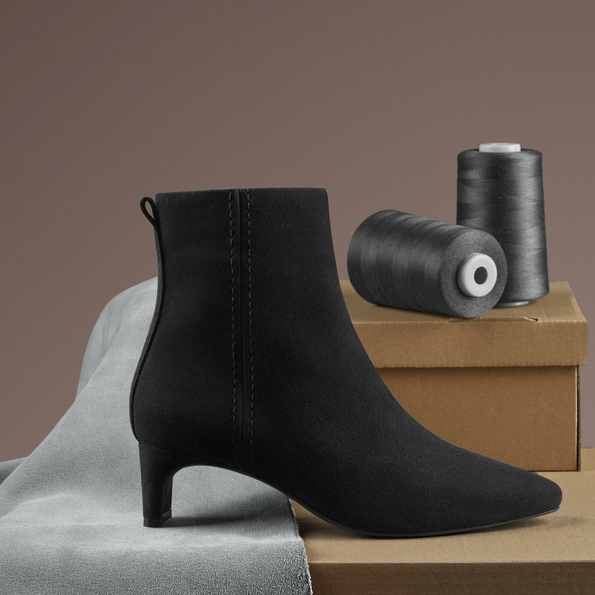 Clarks Latest / Edina Up Black Suede