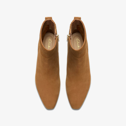 Clarks Featured / Edina Up Tan Suede
