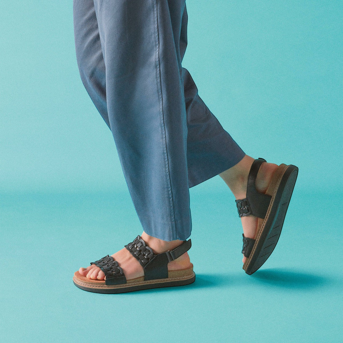 Clarks Featured / Arwell Glide Black Combination
