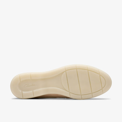 Clarks Signature / Narini Edge Sand Suede