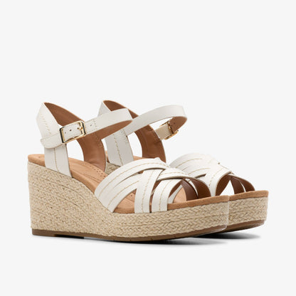 Clarks Signature / Sabina Strap Cream Leather