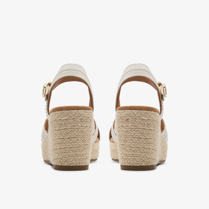 Clarks Signature / Sabina Strap Cream Leather