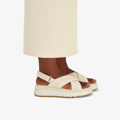 Clarks Deals / Tuscan Cross Cream Leather