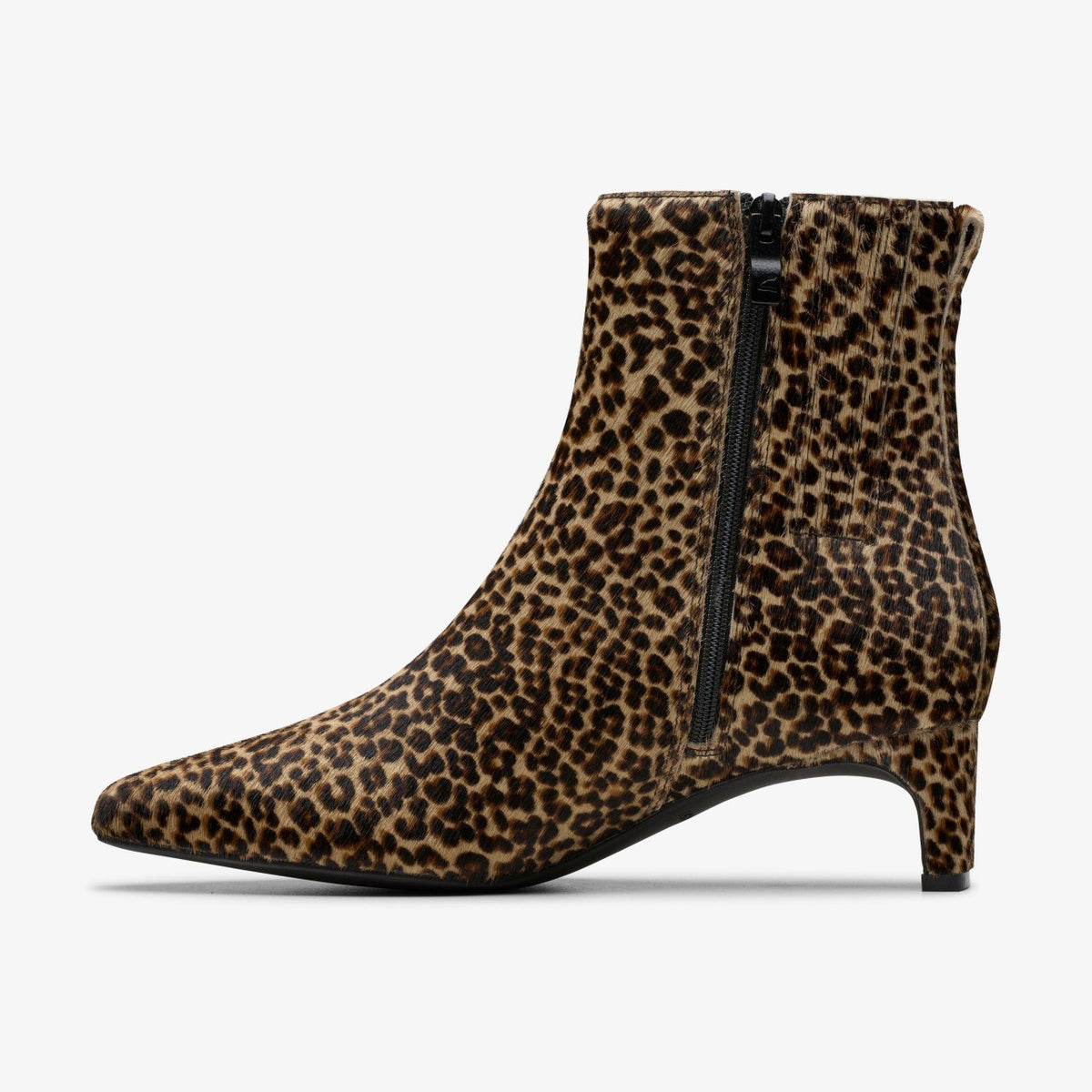 Clarks Latest / Edina Up Leopard Print