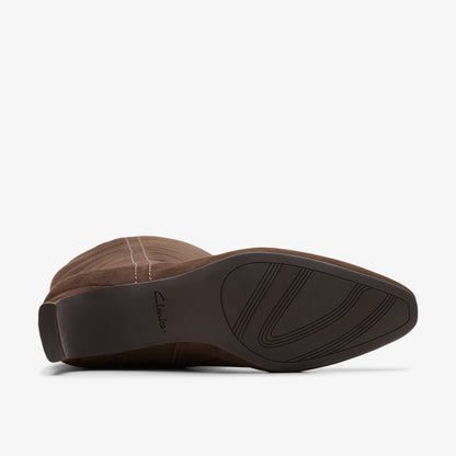 Clarks Quality / Edina Tall Dark Brown Suede