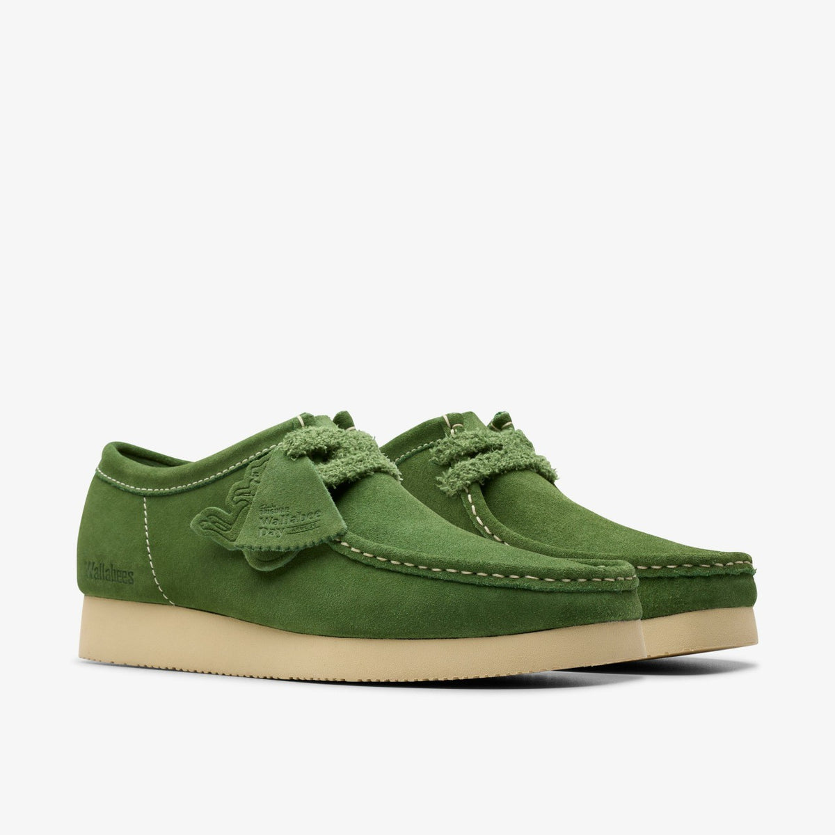 Clarks Featured / Wallabee 2604 Green Suede