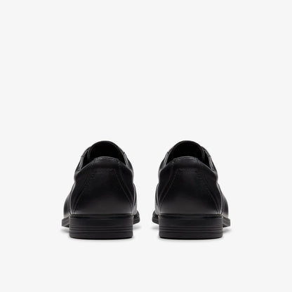Clarks New / Jonwin Step Youth Black Leather