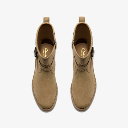 Clarks Best Seller / Nella Mid Dark Sand Suede