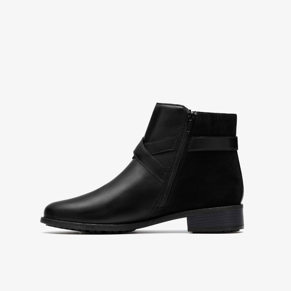 Clarks Latest / Havisham Bay Black Leather