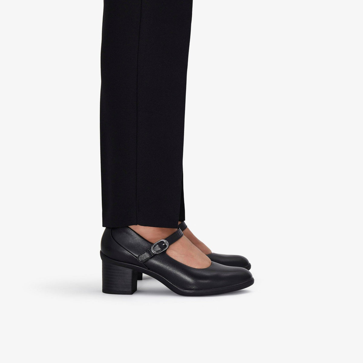 Clarks Smart Buy / Shaya Jane Black Leather